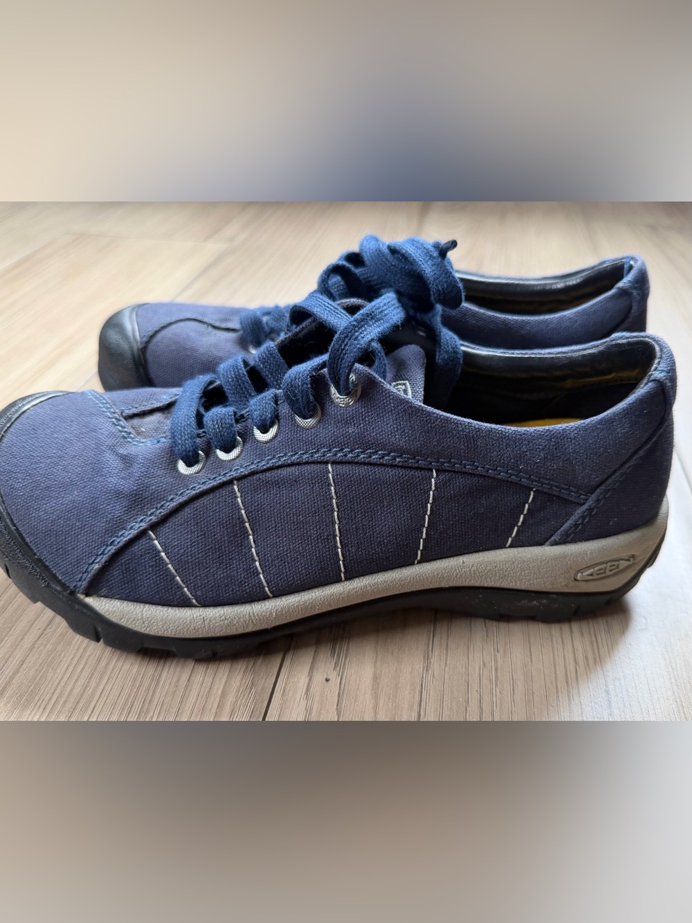 KEEN Presidio Canvas Shoes Women Size 7.5 Navy Blue Gorpcore Walking Sneaker Low